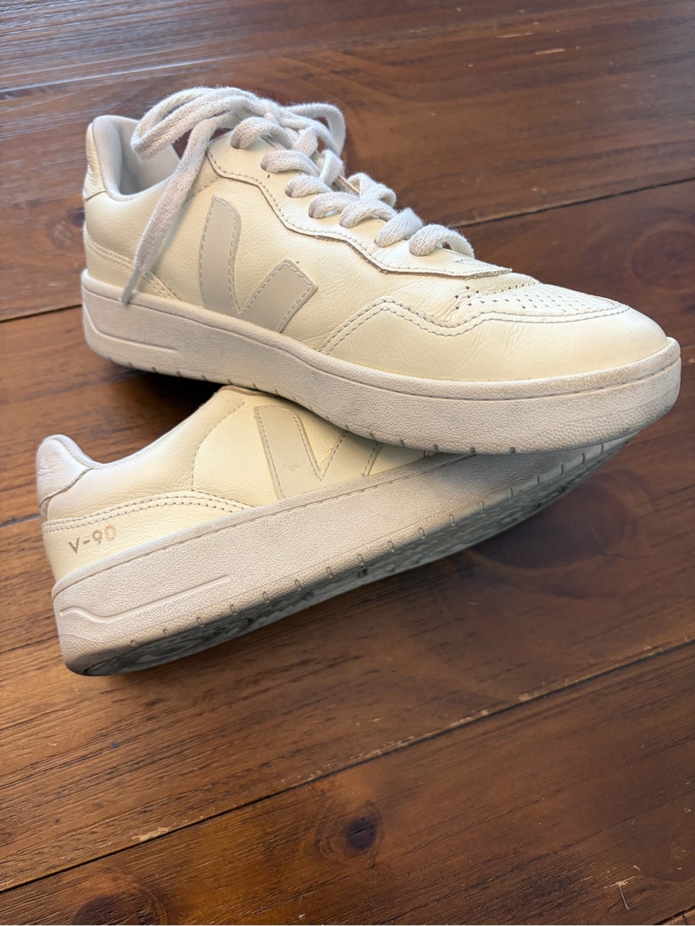 Veja V-90 Sneakers | Cream Leather | Size 6